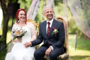 Brautpaar bei der Trauung